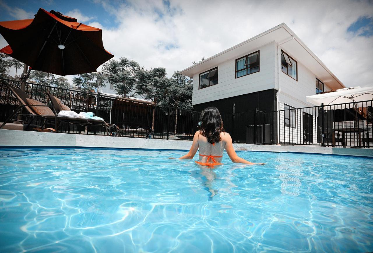 Swimming Pool Holiday Villa Auckland Extérieur photo